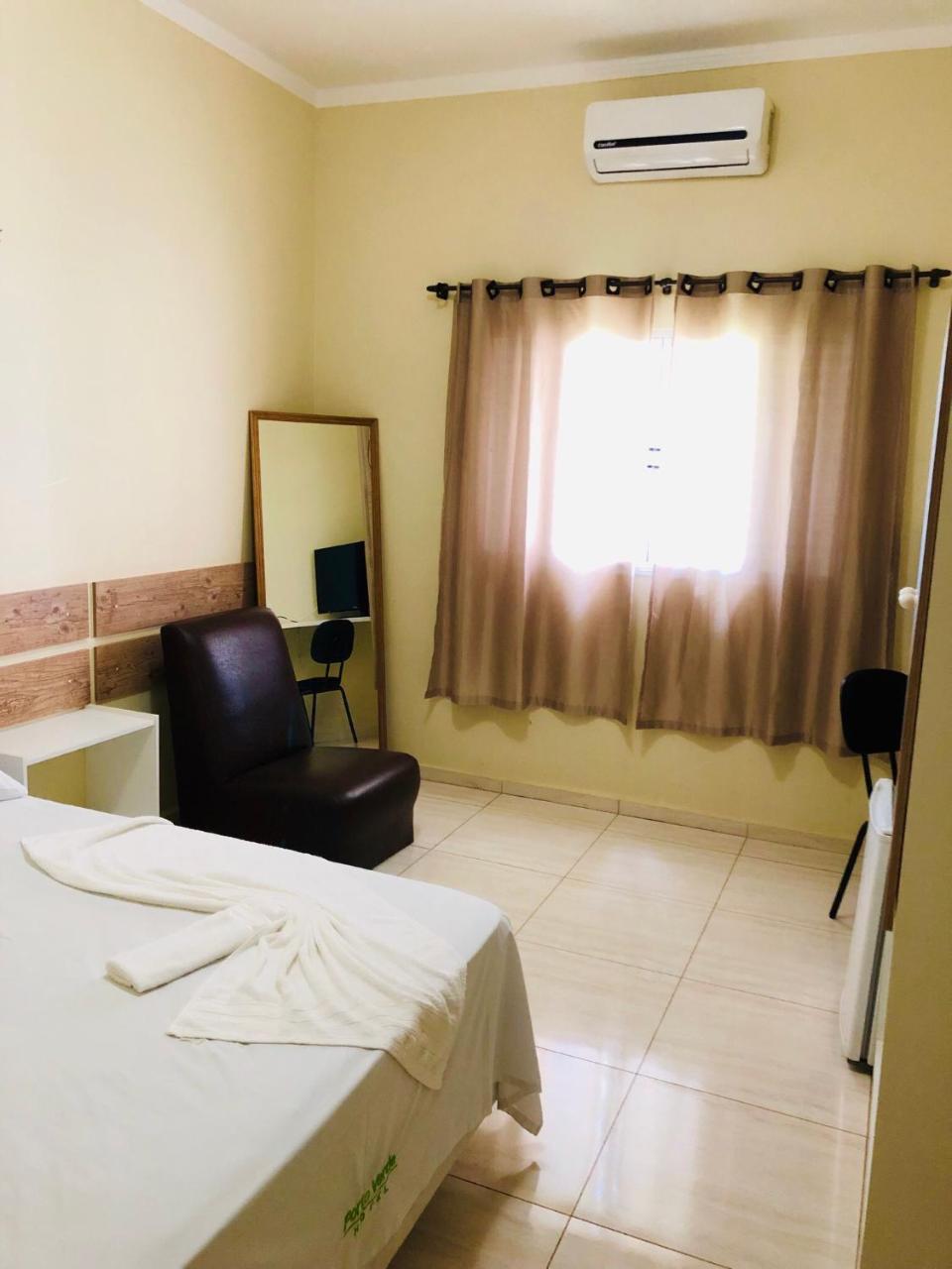 Porto Verde Hotel Lins Εξωτερικό φωτογραφία